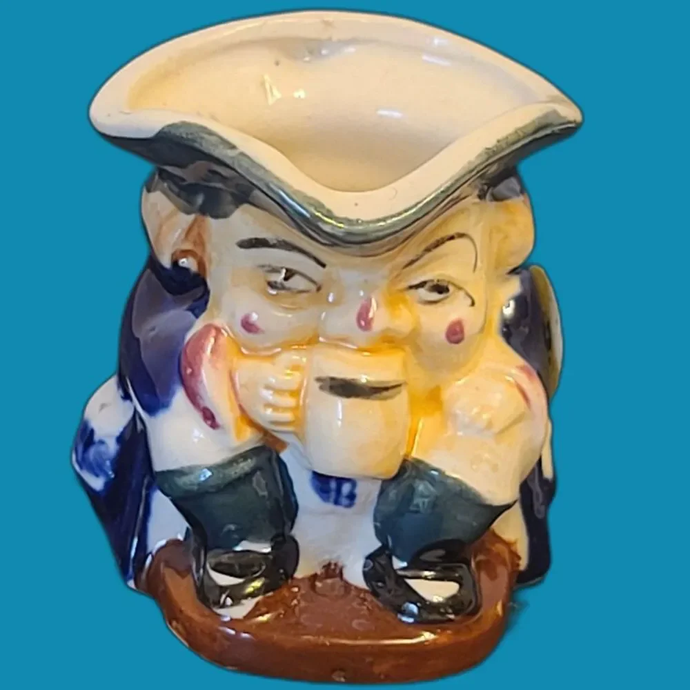 Vintage Colonial Miniature Toby Creamer‎ Japan